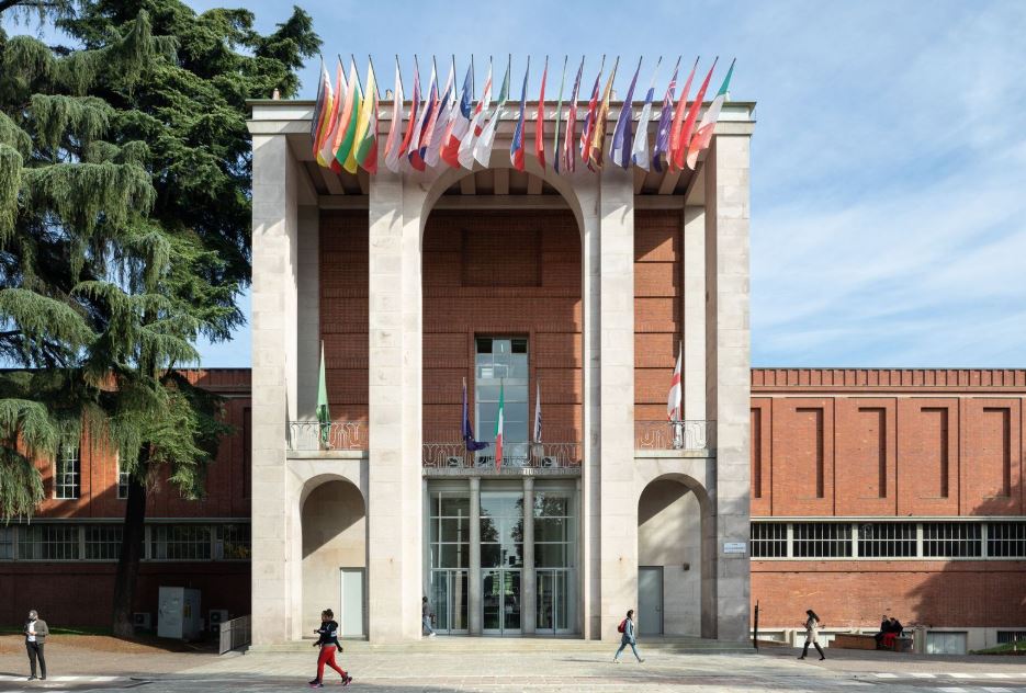 Cattura. triennale 2 g.di ioia